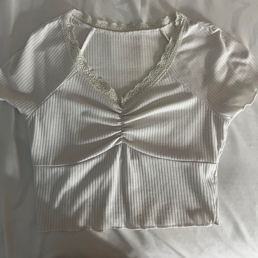 SHEIN White Ribbed Ruched Crop Top